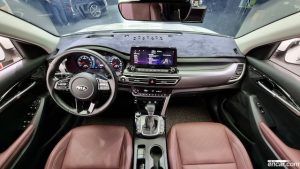 Kia Seltos Бензин 1.6 Turbo 2WD 2020 года из Южной Кореи