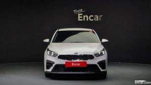 Kia K3 2020 года из Южной Кореи
