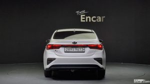 Kia K3 2020 года из Южной Кореи