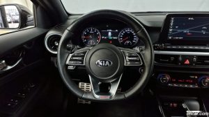 Kia K3 5Door GT Plus 2020 года из Южной Кореи