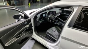 Hyundai AVANTE 1.6 2021 года из Южной Кореи