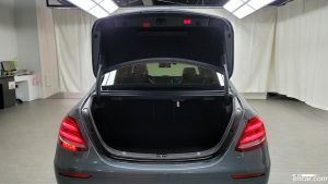 Mercedes-Benz E-Class E220d 4MATIC Exclusive 2020 года из Южной Кореи