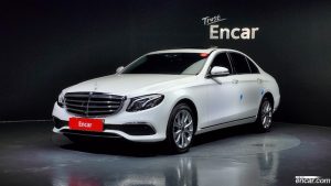 Mercedes-Benz E-Class E300 4MATIC Exclusive 2020 года из Южной Кореи