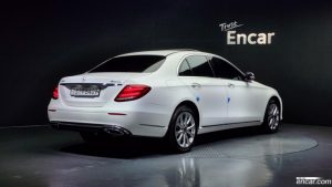 Mercedes-Benz E-Class E300 4MATIC Exclusive 2020 года из Южной Кореи