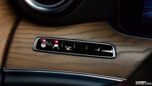 Mercedes-Benz E-Class E300 4MATIC Exclusive 2020 года из Южной Кореи