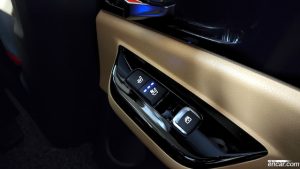 Kia Carnival 9-Seater Signature 2023 года из Южной Кореи