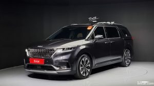 Kia Carnival Бензин 9-Seater Signature 2022 года из Южной Кореи