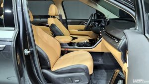 Kia Carnival Бензин 9-Seater Signature 2022 года из Южной Кореи