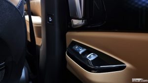 Kia Carnival Бензин 9-Seater Signature 2022 года из Южной Кореи