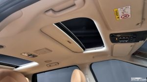 Kia Carnival Бензин 9-Seater Signature 2022 года из Южной Кореи