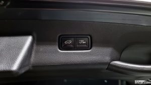 Kia Carnival Бензин 9-Seater Signature 2022 года из Южной Кореи