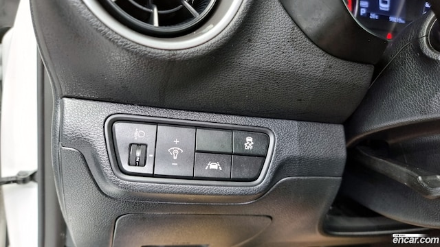 33301986_017.jpg Kia K3 Luxury 2019 года из Южной Кореи