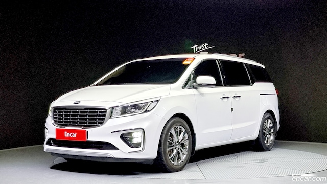 Kia Carnival 9-Seater Noblesse 2019 года из Кореи