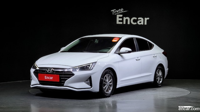 Hyundai AVANTE 1.6 2019 года из Кореи