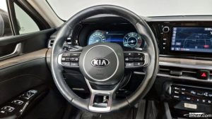 Kia K5 2.0 2020 года из Южной Кореи