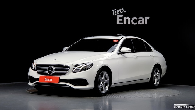Mercedes-Benz E-Class E200 Avantgarde 2019 года из Кореи