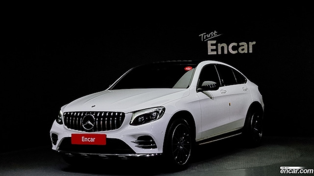 Mercedes-Benz GLC-Class GLC300 4MATIC AMG Line Coupe 2019 года из Кореи