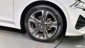 Kia K5 2.0 2021 года из Южной Кореи