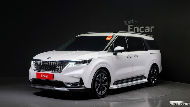 Kia Carnival Бензин 7-Seater Signature 2021 года из Кореи