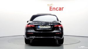 Mercedes-Benz E-Class E350 4MATIC Avantgarde 2021 года из Южной Кореи