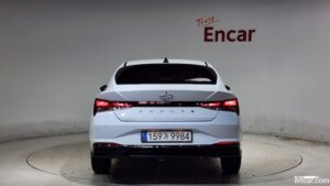 Hyundai AVANTE 1.6 2021 года из Южной Кореи