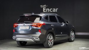 Kia Seltos Бензин 1.6 Turbo 2WD 2020 года из Южной Кореи