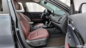 Kia Seltos Бензин 1.6 Turbo 2WD 2020 года из Южной Кореи