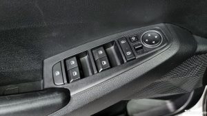 Kia Seltos Бензин 1.6 Turbo 2WD 2022 года из Южной Кореи