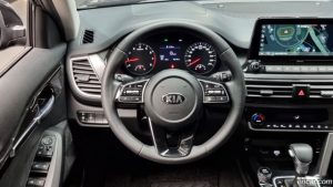 Kia Seltos Бензин 1.6 Turbo 2WD 2020 года из Южной Кореи
