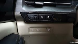 Kia Carnival 9-Seater Prestige 2022 года из Южной Кореи