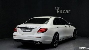 Mercedes-Benz E-Class E250 Avantgarde 2020 года из Южной Кореи