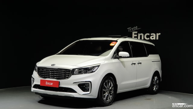 Kia Carnival 9-Seater Prestige 2019 года из Кореи