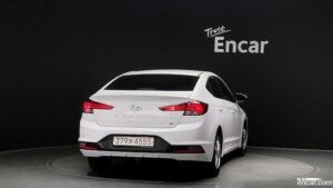 Hyundai AVANTE 1.6 2020 года из Южной Кореи