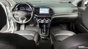 Hyundai AVANTE 1.6 2020 года из Южной Кореи