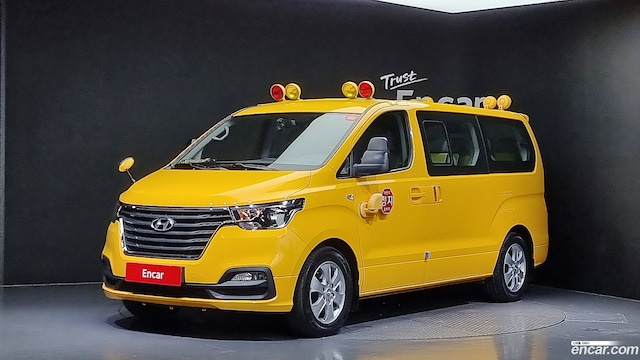 Hyundai Starex 2019 года из Кореи