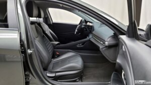 Hyundai AVANTE 1.6 2021 года из Южной Кореи