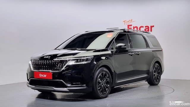 Kia Carnival 9-Seater Signature 2022 года из Кореи