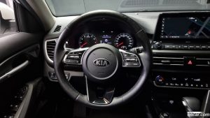 Kia Seltos Бензин 1.6 Turbo 2WD 2020 года из Южной Кореи