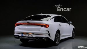 Kia K5 2.0 2021 года из Южной Кореи