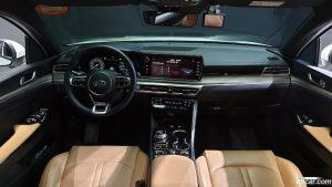 Kia K5 2.0 2021 года из Южной Кореи