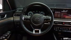 Kia K5 2.0 2021 года из Южной Кореи