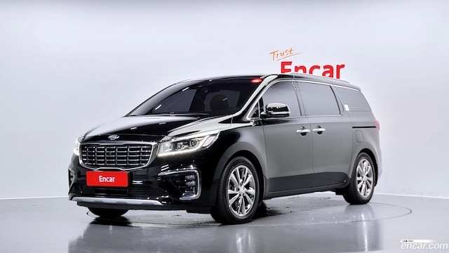 Kia Carnival 9-Seater Noblesse Special 2019 года из Кореи