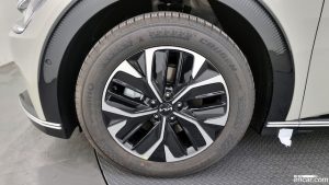 Kia EV6 Long Range 2022 года из Южной Кореи