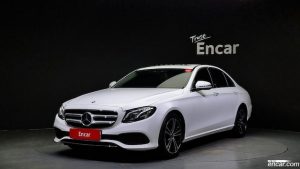 Mercedes-Benz E-Class E300 Avantgarde 2020 года из Южной Кореи