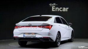 Hyundai AVANTE 1.6 2021 года из Южной Кореи