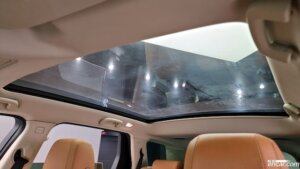 Land Rover Discovery Sport 2.0 TD4 HSE Luxury 2019 года из Южной Кореи