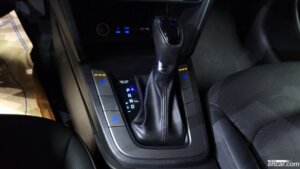 Hyundai AVANTE 1.6 2020 года из Южной Кореи