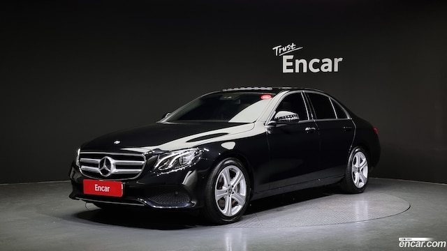 Mercedes-Benz E-Class E200 Avantgarde 2019 года из Кореи