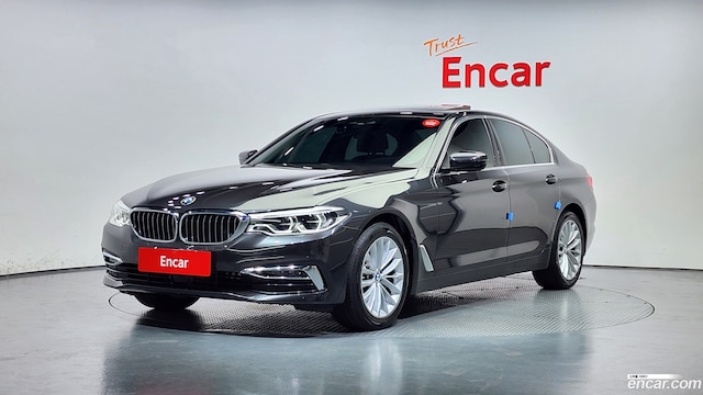 BMW 5-Series 530i xDrive Luxury Plus 2020 года из Кореи