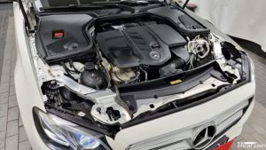 Mercedes-Benz E-Class E220d Avantgarde 2020 года из Южной Кореи